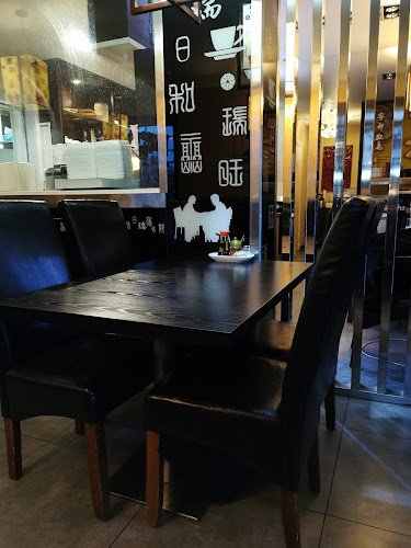 China House - Gastronomi och hotellverksamhet