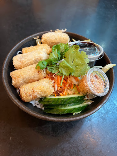 Zao Street Kitchen Kongahälla Center Phone number