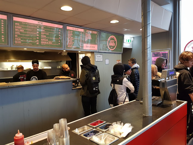 Jettz Burger - Gastronomi och hotellverksamhet