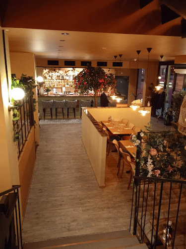 IL MONDO - Gastronomi och hotellverksamhet