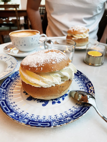 Café Confetti - Enskede