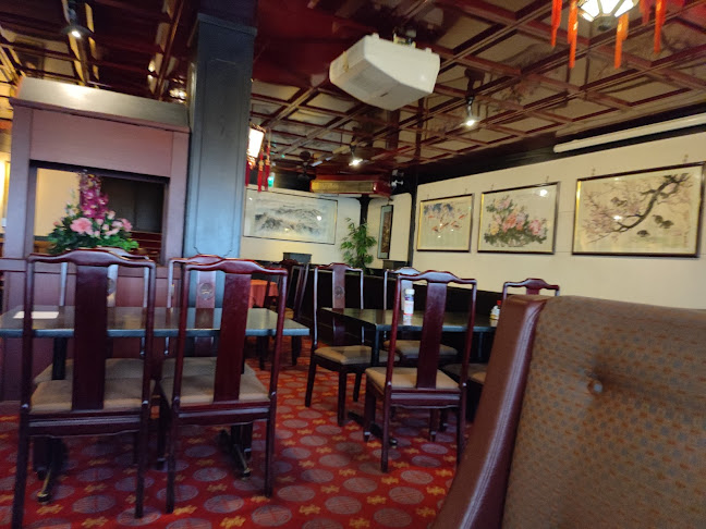 Restaurang Golden Palace - Gastronomi och hotellverksamhet