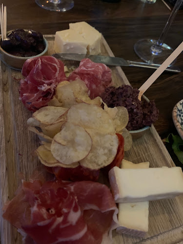 Comments and reviews of Olgas Bistro