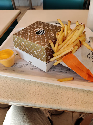 Comentarii opinii despre Max Burgers