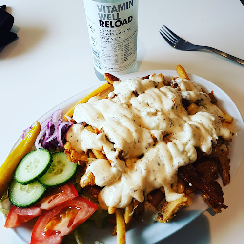 Tölö Pizza & Kiosk - Gastronomi och hotellverksamhet