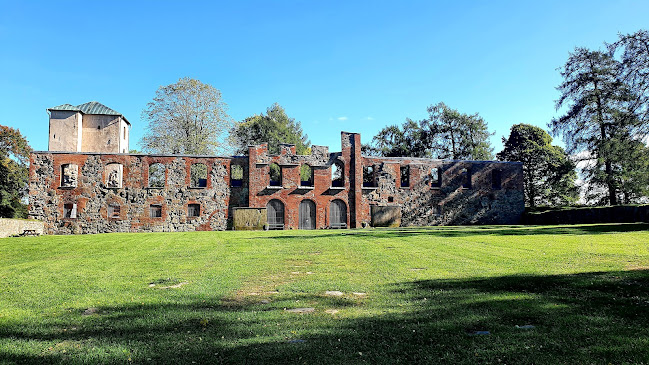 Reviews of Lindelöv Gräfsnäs slottscafé in Sollebrunn - Gastronomi och hotellverksamhet