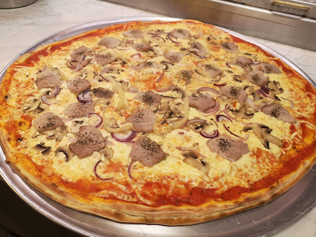 Pizzeria Lilla Rimini - Gastronomi och hotellverksamhet