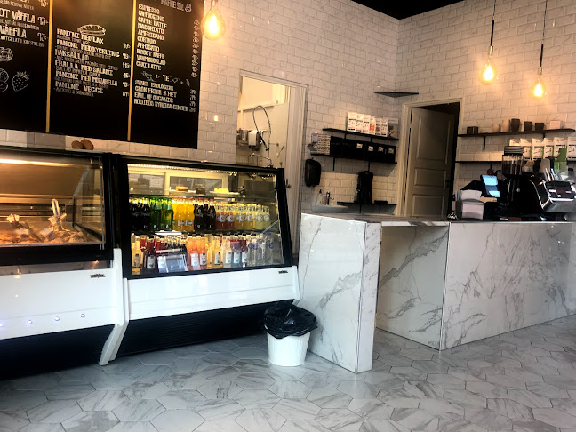 Opinii despre Gelatonova Norra Stationsgatan în Stockholm - Gastronomi och hotellverksamhet
