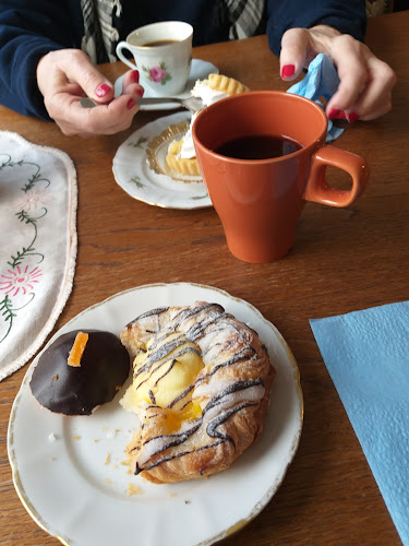 Café Tant Brun - Gastronomi och hotellverksamhet