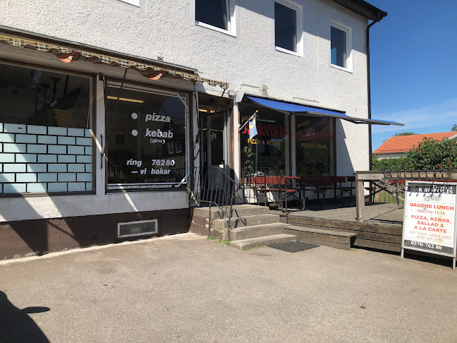 Pizzeria Akropolis - Gastronomi och hotellverksamhet
