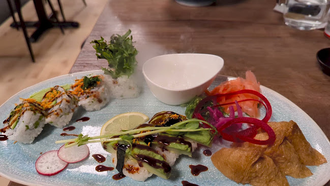 Aki Sushi & Ramen och poke bowl - Gastronomi och hotellverksamhet