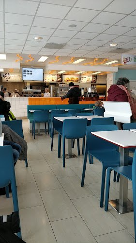 Max Burgers Phone number