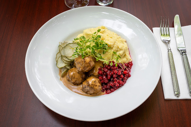 Comments and reviews of Harry B James