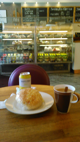 Comentarii opinii despre Redbergsgårdens Konditori AB