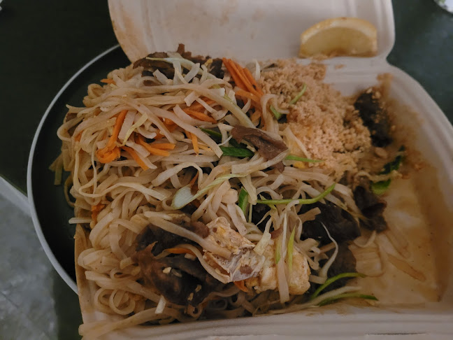 Mae Nam Khong Phone number