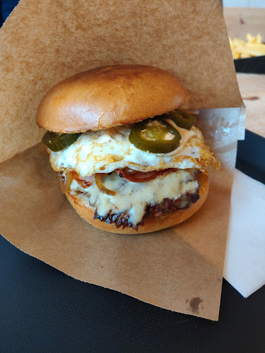 Chucky Burger Open Times