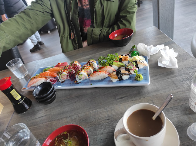 SUSHI EKI Phone number