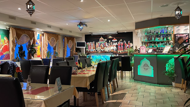 Nya Indian Curry Restaurang - Gastronomi och hotellverksamhet