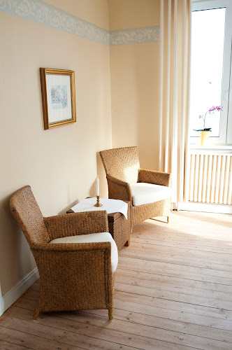 Reftele Wärdshus Phone number