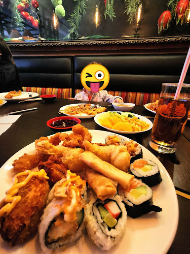 Robot Restaurang (thai och sushi restaurang) - Gastronomi och hotellverksamhet