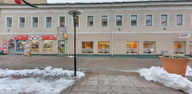 Yomo Uddevalla - Gastronomi och hotellverksamhet