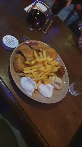 Tapco meza Lounge - Gastronomi och hotellverksamhet