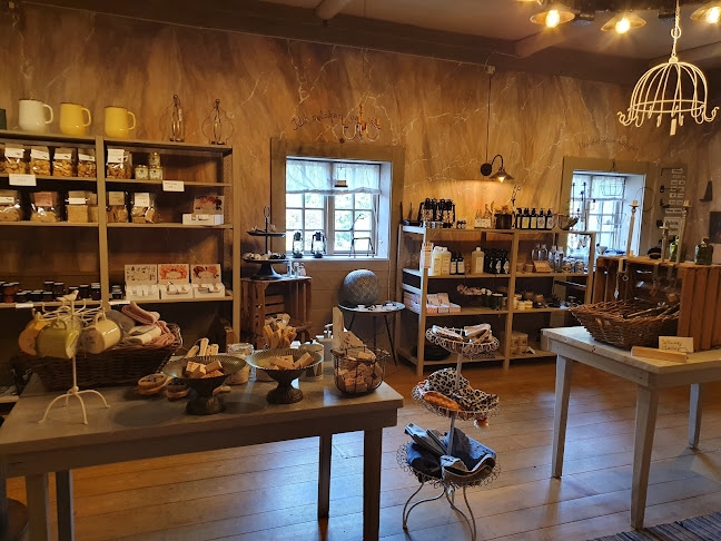 Cesarstugan - Gastronomi och hotellverksamhet