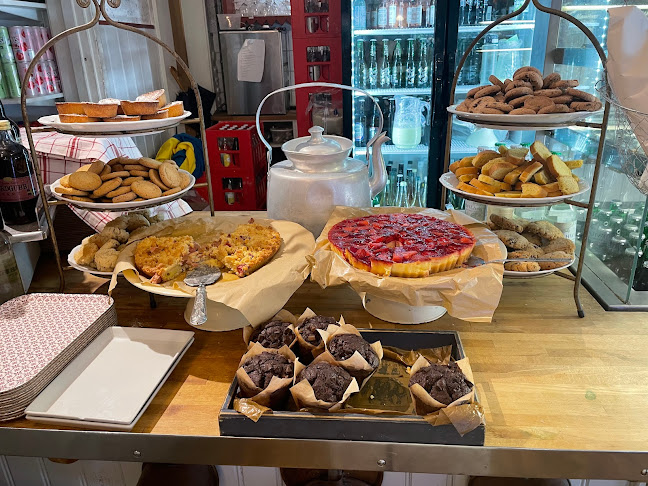 Opinii despre Tindered Trädgård Café în Edsbruk - Gastronomi och hotellverksamhet