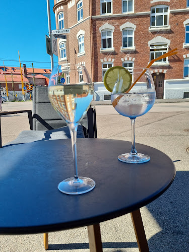 Comentarii opinii despre Anna-Kattis Delikatess & Catering/Norre Catering AB