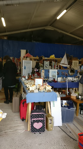 Opinii despre Båstad GIF Loppis în Båstad - Gastronomi och hotellverksamhet