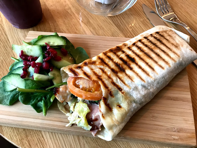 Comentarii opinii despre Lial Café