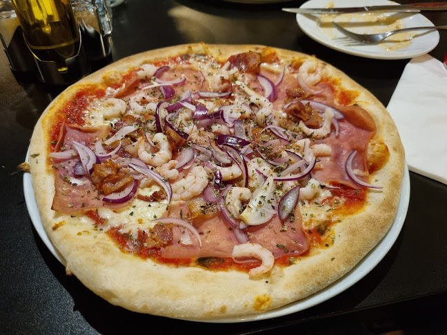 Bella Lanterna - Gastronomi och hotellverksamhet