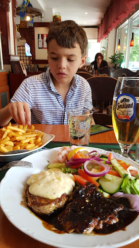 Opinii despre Årsta Pizzeria Restaurang Krog în Årsta - Gastronomi och hotellverksamhet