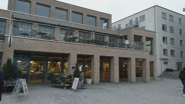 Opinii despre Kville saluhall în Göteborg - Gastronomi och hotellverksamhet