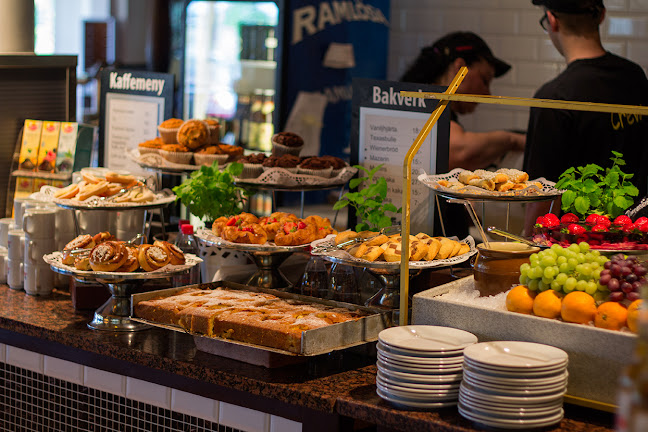 Opinii despre Dinners Ödeshög în Ödeshög - Gastronomi och hotellverksamhet