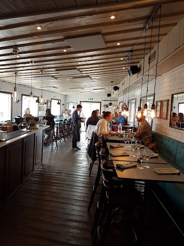 Publik Mat & Bar - Gastronomi och hotellverksamhet