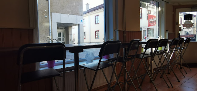 Sala Pizzeria - Gastronomi och hotellverksamhet