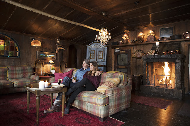 Gammelgården Hotell & Restaurang Phone number