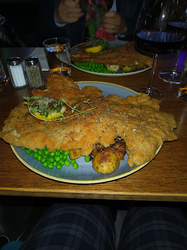 Broderstugan - Gastronomi och hotellverksamhet