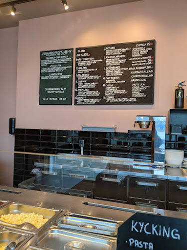 Spisa Pizza Solna - Gastronomi och hotellverksamhet