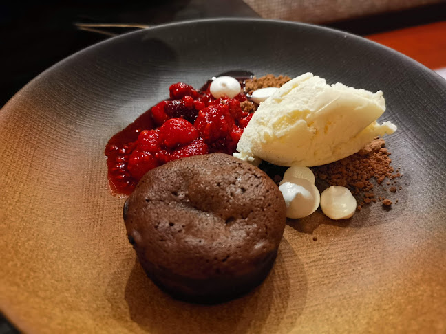 Comentarii opinii despre Charlies Bistro