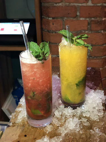 Comentarii opinii despre Templet Bar & Cafe