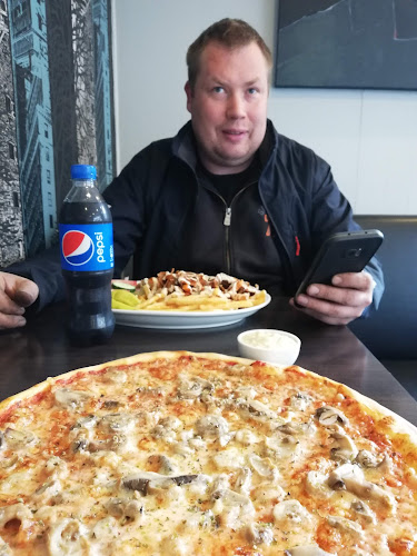 Stockholmsvägens Restaurang & Pizzeria AB - Gastronomi och hotellverksamhet