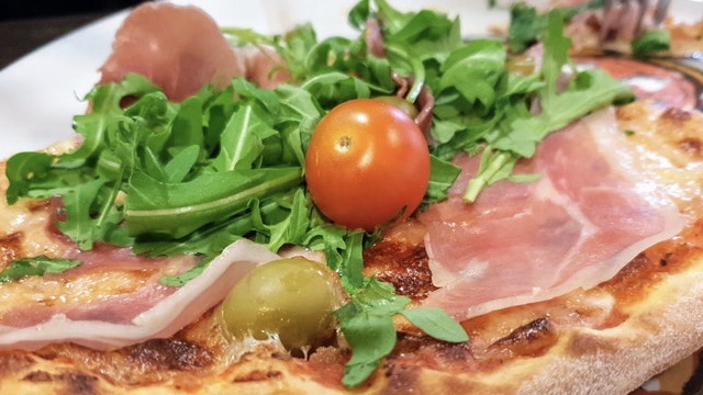 Viking Pizzeria Oskarshamn - Gastronomi och hotellverksamhet