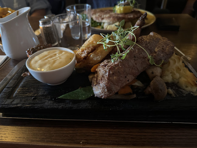 Broderstugan - Gastronomi och hotellverksamhet