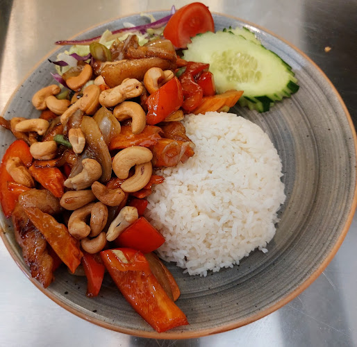 Comments and reviews of Yaya Mee Asian Fusion Food