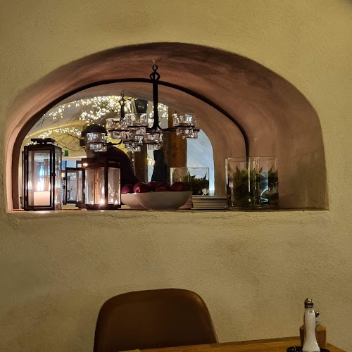 Restaurang Valvet - Gastronomi och hotellverksamhet