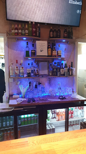 Valuta Bar & Kök - Gastronomi och hotellverksamhet