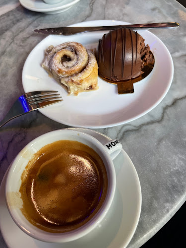 Opinii despre Bonne Femme Stenugnsbageri în Stockholm - Gastronomi och hotellverksamhet