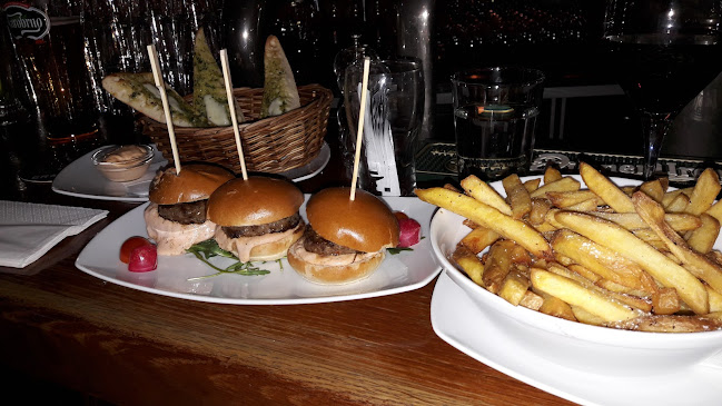 Reviews of Tre Vänner in Hägersten - Gastronomi och hotellverksamhet